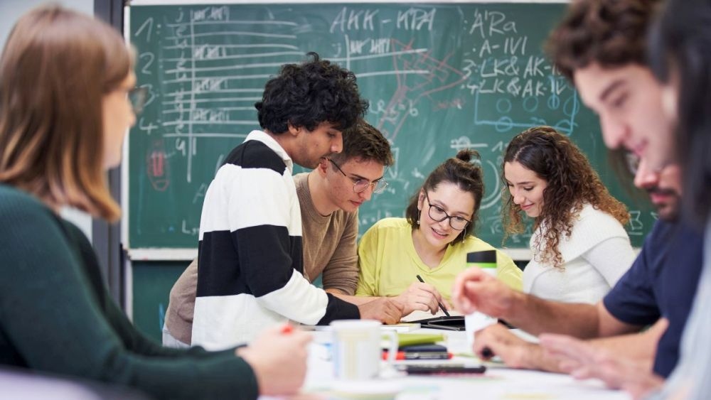 Studieren auf Englisch: KIT startet drei neue Masterstudiengänge