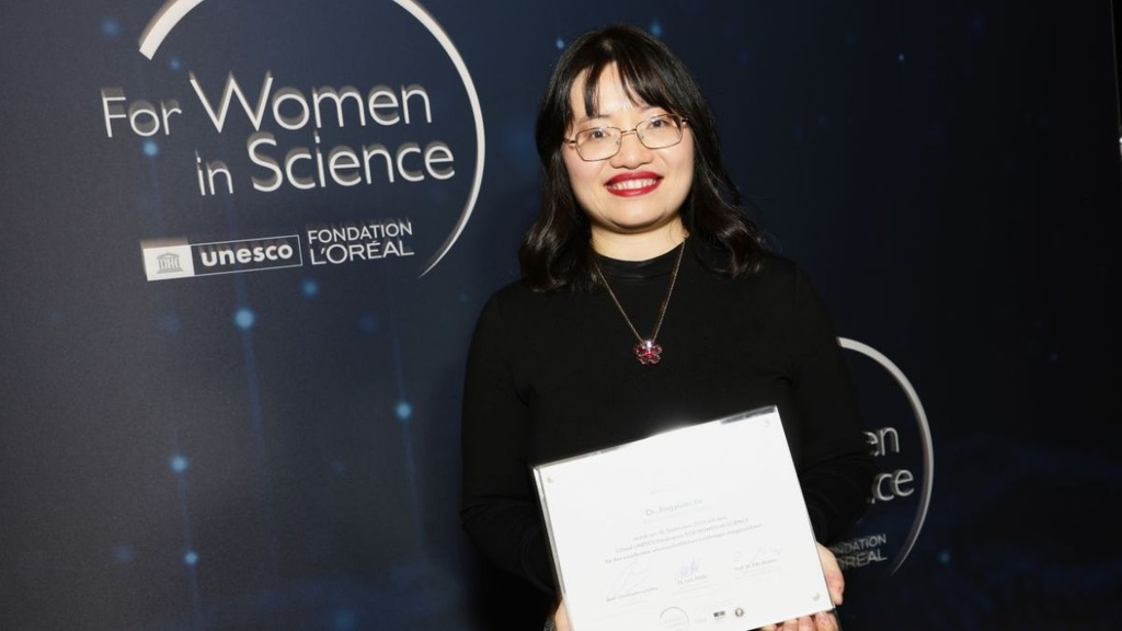 Jingyuan Xu vom KIT erhält „For Women in Science“-Förderpreis