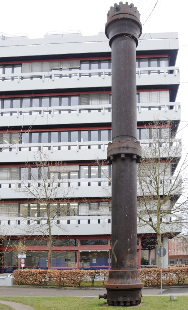 Ammoniak-Reaktor S&auml;ule am Campus S&uuml;d