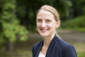 Erh&auml;lt einen Starting Grant des Europ&auml;ischen Forschungsrates: Dr. Cornelia Lee-Thedieck (Foto: Markus Breig, KIT)