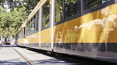 Technische und rechtliche Herausforderungen betrachtet das Projekt AStriD bei der Automatisierung von Straßenbahndepots. (Foto: Sandra Göttisheim, KIT)
