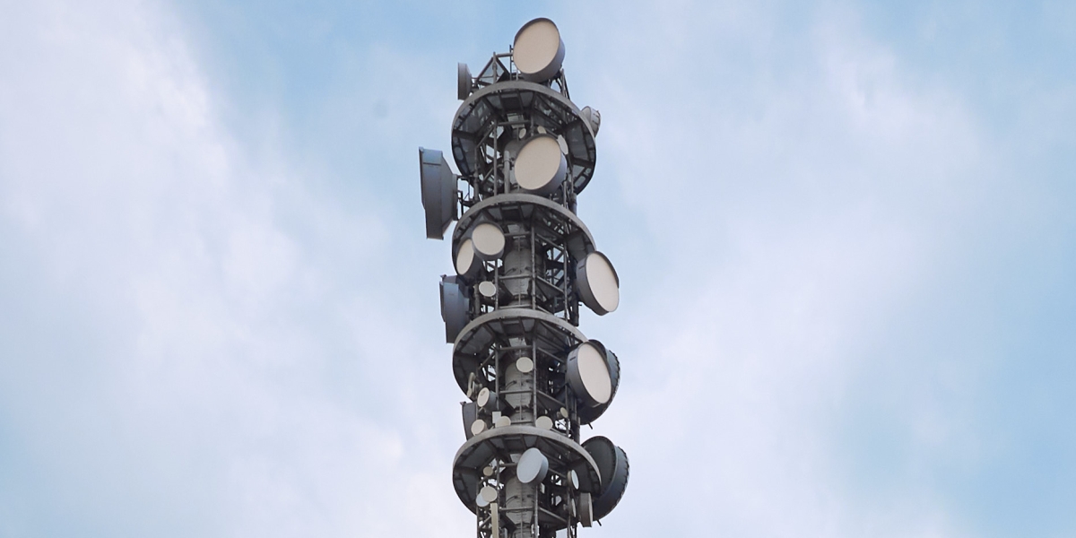 Am KIT entwickeltes Konzept für 6G Mobilfunk ermöglicht hohe Datenübertragungsraten bei niedrigen Kosten. (Foto: Cynthia Ruf, KIT)