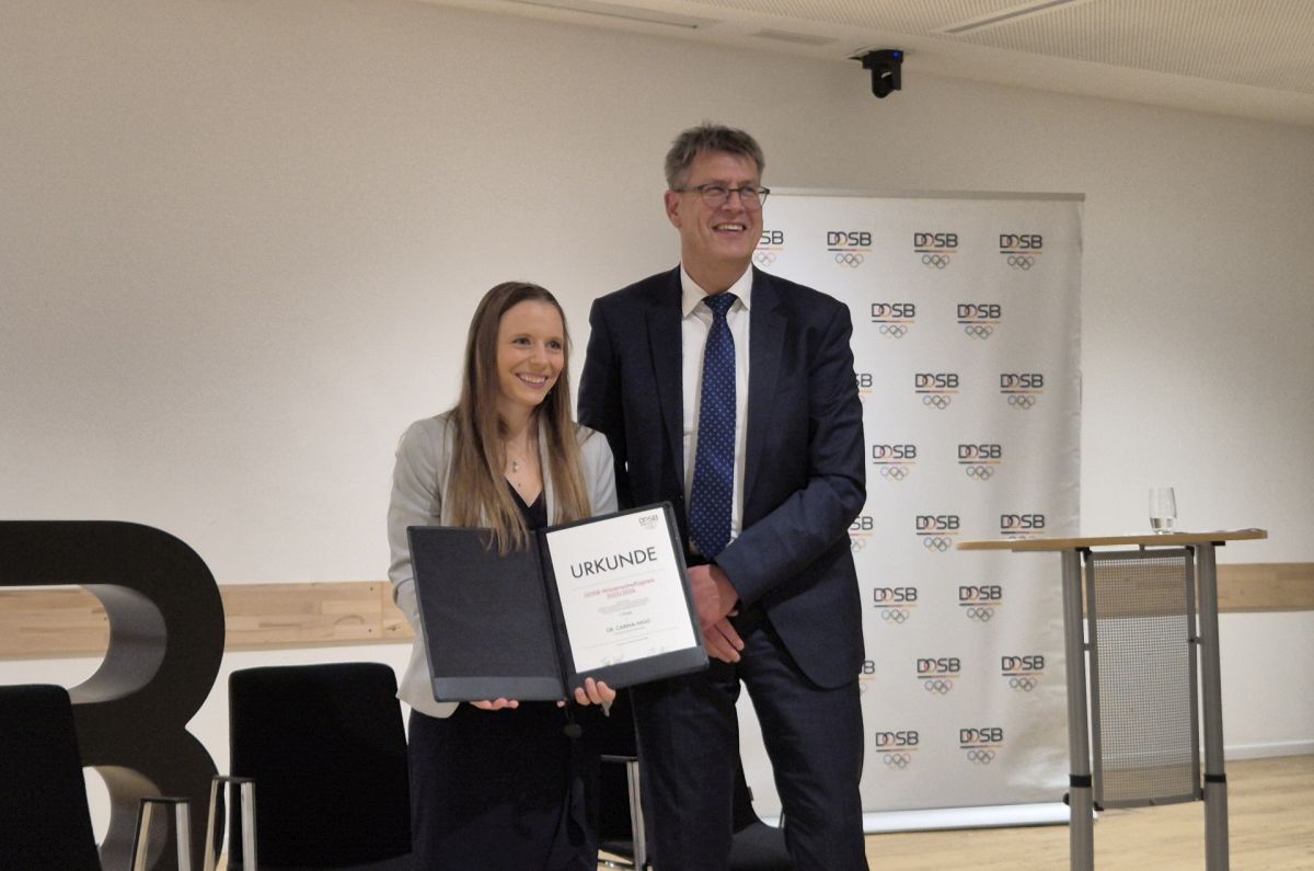 DOSB-Preis für Sportwissenschaftlerin Carina Nigg