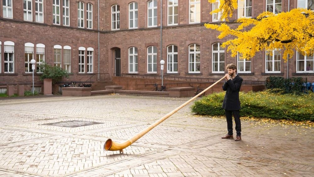 Erster KIT-Weihnachtsmarkt rundet Jubiläumsjahr ab