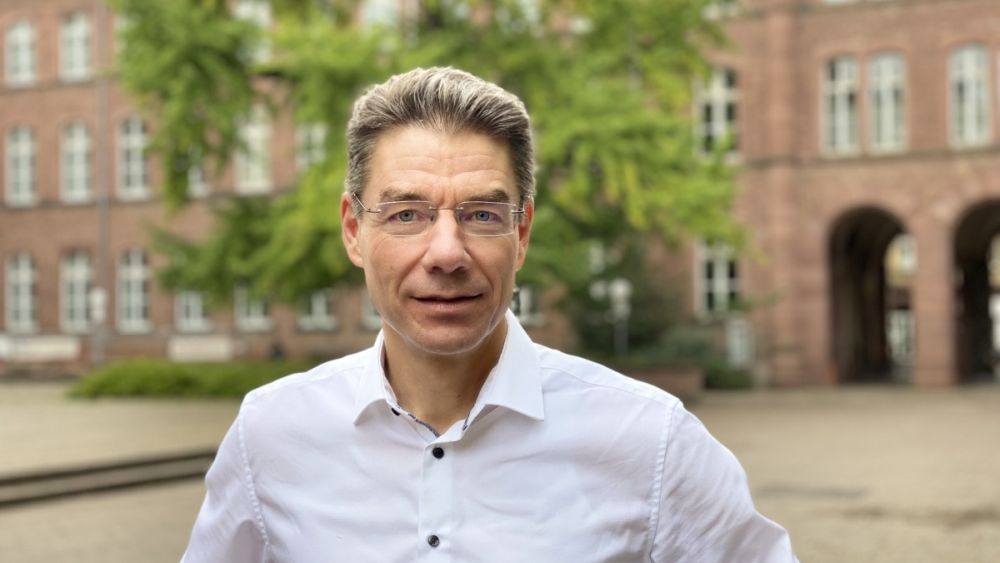 Professor Michael Decker, zuletzt als Bereichsleiter am KIT tätig, übernimmt die Gesamtverantwortung für das Deutsche Museum in München.