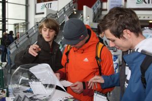 Wichtige Infos zum Jobeinstieg: die Firmenkontaktmesse bei den Karlsruhe Days of Optics and Photonics. (Foto: KSOP)