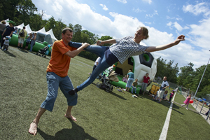 Das Sportinstitut des KIT &ouml;ffnete seine T&uuml;ren mit allein 50 Programmbeitr&auml;gen (Bild: KIT)